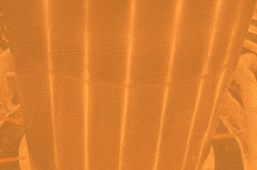 reacting.gif (49529 bytes)